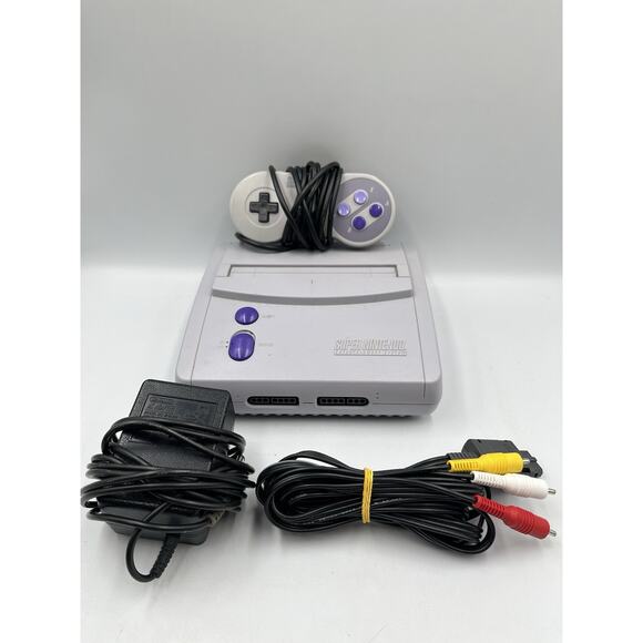 Super Nintendo SNES Jr Junior Console With OEM Controller & Cords SNS-101 TESTED - Picture 1 of 15